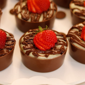 imagem do produto Bombom aberto morango, ninho e nutella