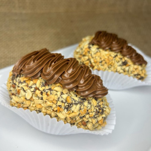 imagem do produto Coxinha de morango Ferrero Rocher