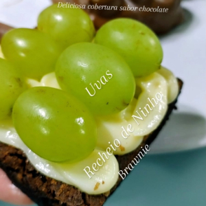 imagem do produto Brownie Surpresa de Uva