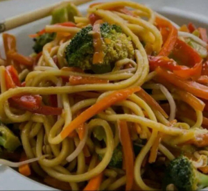 imagem do produto Yakissoba vegetariana+um Guaraná 200ml