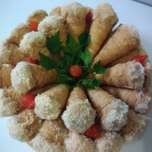 imagem do produto 100 Unidades Canudos de Frango Cremoso 