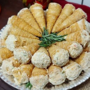 imagem do produto 50 Unidades de Canudos de Frango Cremoso 