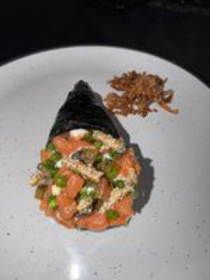 imagem do produto Temaki salmão e skin CRU OU HOT