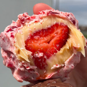 imagem do produto Morango Cravejado Tradicional