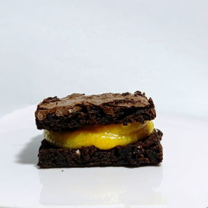 imagem do produto BROWNIE DE MARACUJÁ