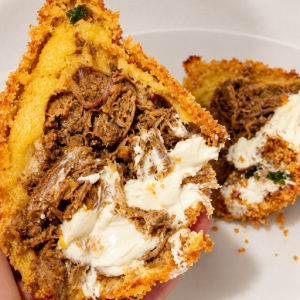 imagem do produto Coxinha de costela com cream cheese