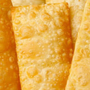imagem do produto PASTEL DE QUATRO QUEIJOS