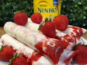 imagem do produto Juju Dindin Gourmet Ninho /Morango