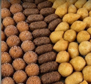 imagem do produto Combo -  50 Salgados Fritos Mistos  + Coca Cola 1l