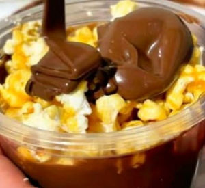 imagem do produto #pipoca gourmet no pote 500g creme avelã