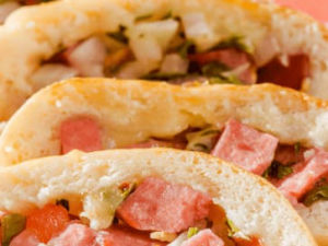 imagem do produto Pão com Calabresa (Pão francês, calabresa defumada)