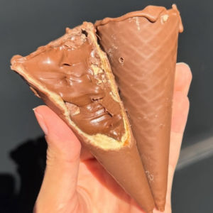 imagem do produto Cone trufado de ninho 