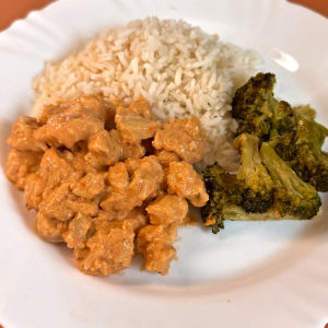 imagem do produto Estrogonofe de Frango, arroz branco e brócolis