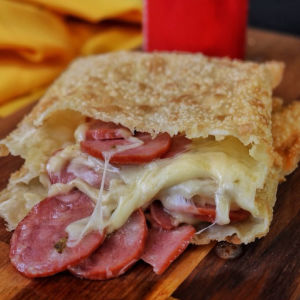 imagem do produto Calabresa com queijo 