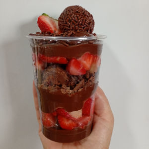 imagem do produto Brigadeiro c/morango