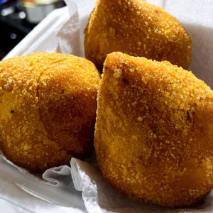 imagem do produto Coxinha de frango c/catupiry