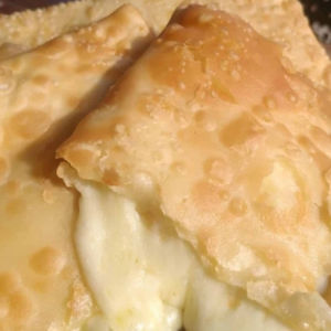 imagem do produto Pastel de queijo minas 23 cm