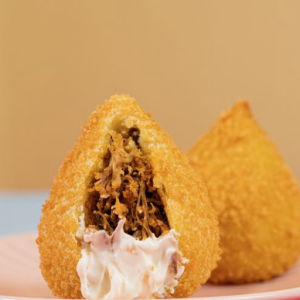 imagem do produto Coxinha de Carne Seca Com Catupiry