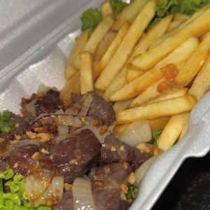 imagem do produto Carne do sol com batata frita.