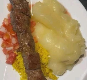 imagem do produto Macaxeira, vinagrete e farofa