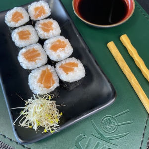 imagem do produto Hossomaki de Salmão (08 Unidades)