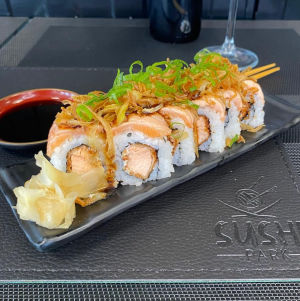 imagem do produto Uramaki Salmão Especial Crispy (10 Unidades)c/ alho poró