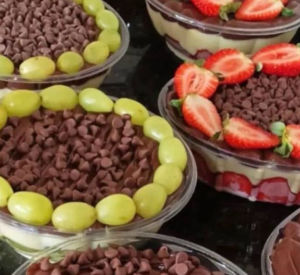 imagem do produto Chocomousse de morangos M
