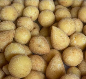 imagem do produto 200 salgados fritos variados